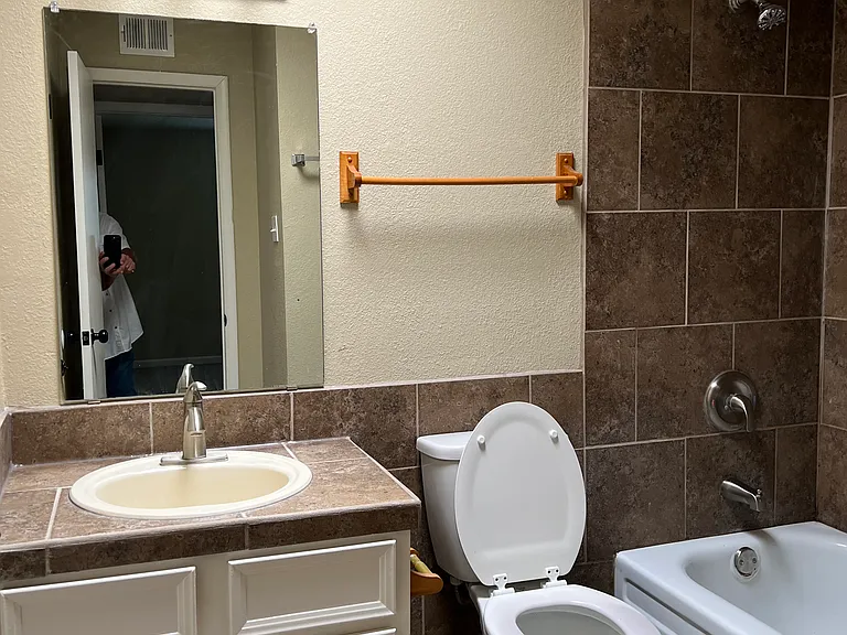 11213 Campestre Ln #A — Photo 10