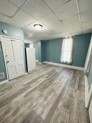 802 Henry St #802 Photo 1