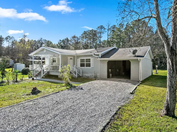 7475 Lakeshore Rd, Bay Saint Louis, MS 39520