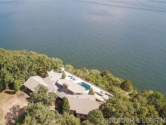 2nd image of 284 Tall Oaks Dr