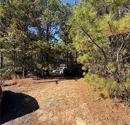 4th image of 6387 Bells Ferry Rd