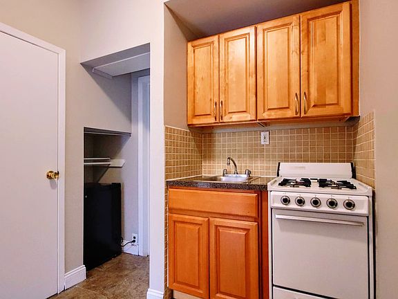 5th image of 25 Clinton St #3O4
