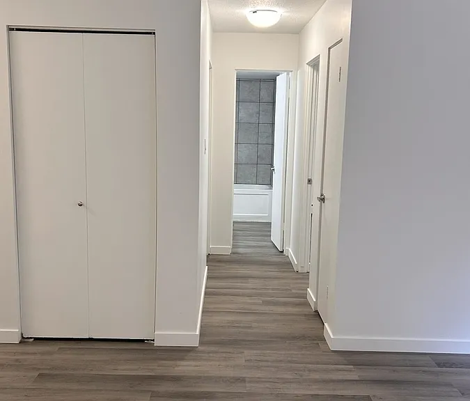 727 5th Ave N #6 — Photo 6