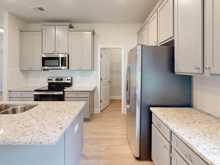 Quinn Residences at McCart Landing — Photo 43
