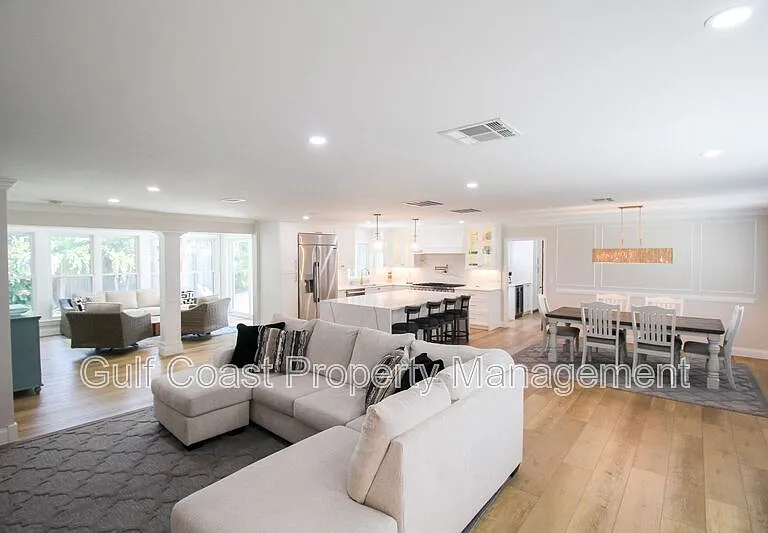 691 Russell St — Photo 24