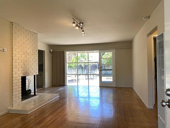 2nd image of 1257 Lynn Way