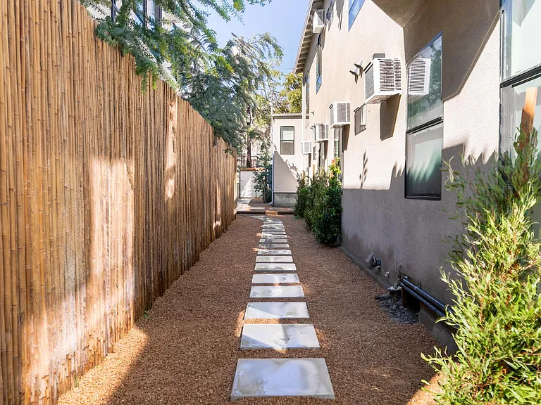 517 N Heliotrope Dr #519.75 — Photo 14