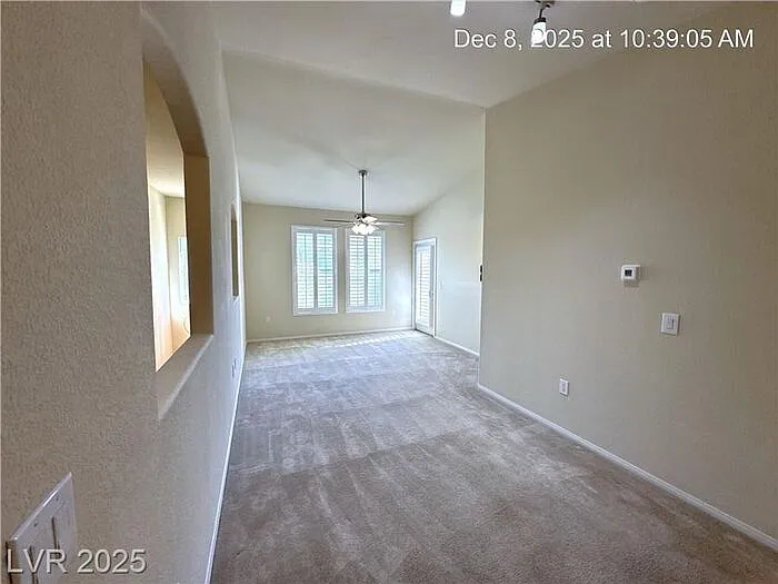1 bed, 1.0 bath, 821 sqft, $1,250 — Photo 3