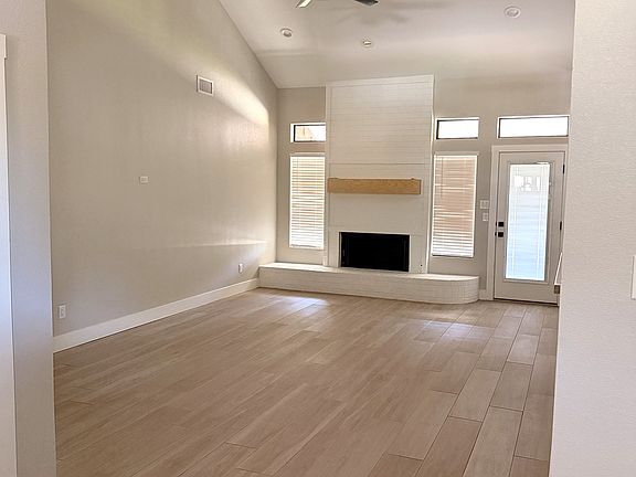 3rd image of 3503 Edgemont Dr