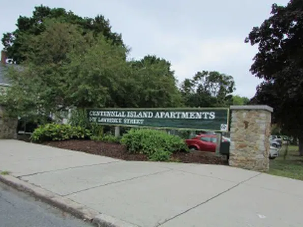 Centennial Island Apartments