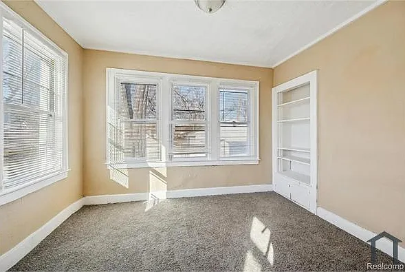 2076 Collingwood St — Photo 11