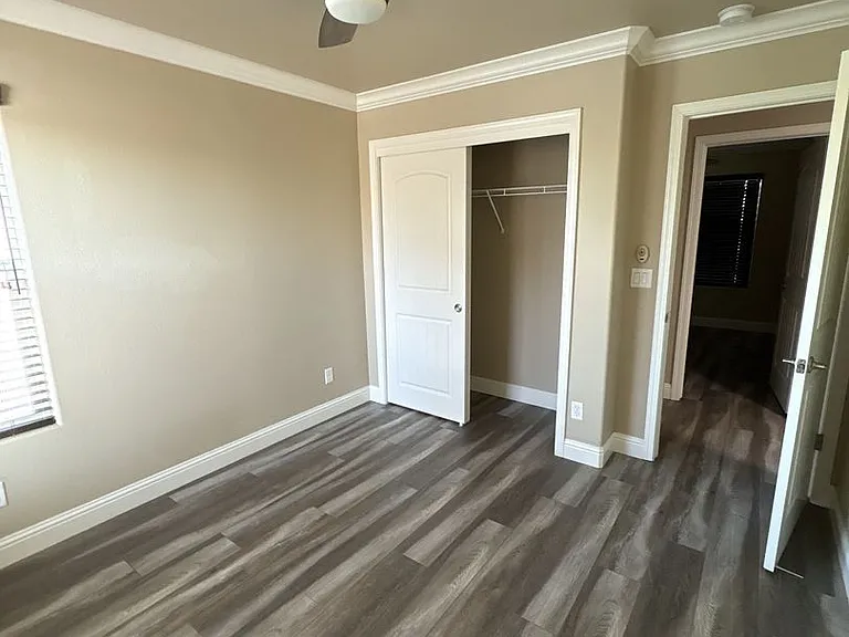 3921 W Payson Ave — Photo 27