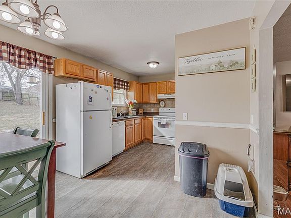 5th image of 309 Bass St