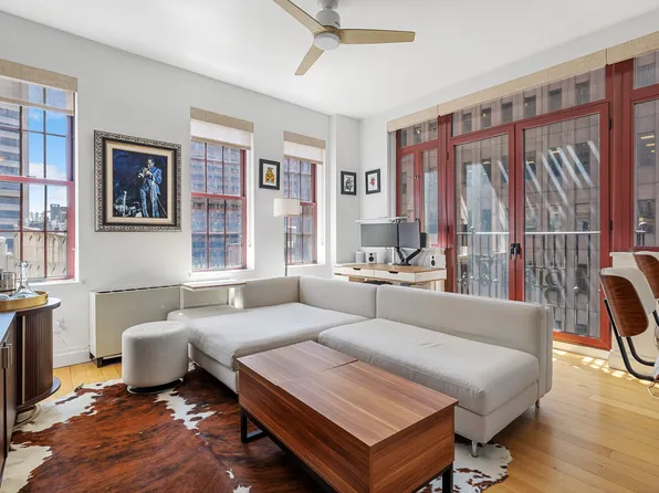 21 South William Street 5D image 1 of 11