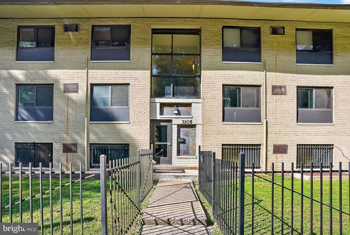 Building Photo - 3105 Naylor Rd SE #104