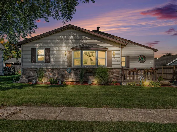 305 Oberreich St, La Porte, IN 46350