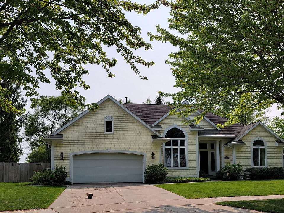 2438 Arundel Rd SE, East Grand Rapids, MI 49506 Zillow