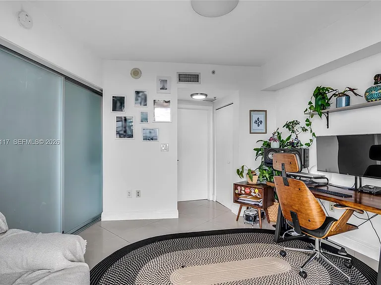 1750 N Bayshore Dr #1815 — Photo 12