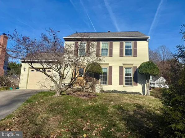 8508 Silverdale Rd, Lorton, VA 22079