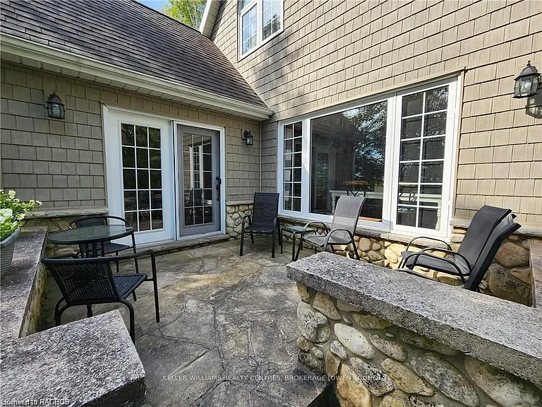 303 Isthmus Bay Rd — Photo 7