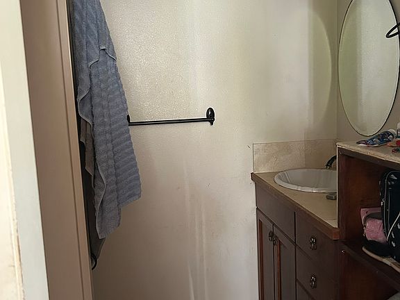 5th image of 707 Kaha St #1