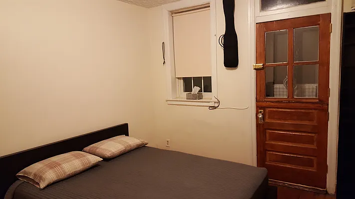 Rented by Frank Galeano Licensed Real Estate Broker INC | media 6