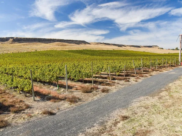 73809 Rattlesnake Rd, Arlington, OR 97812