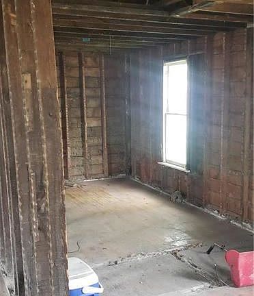 4th image of 1113 N Bellefontaine Ave