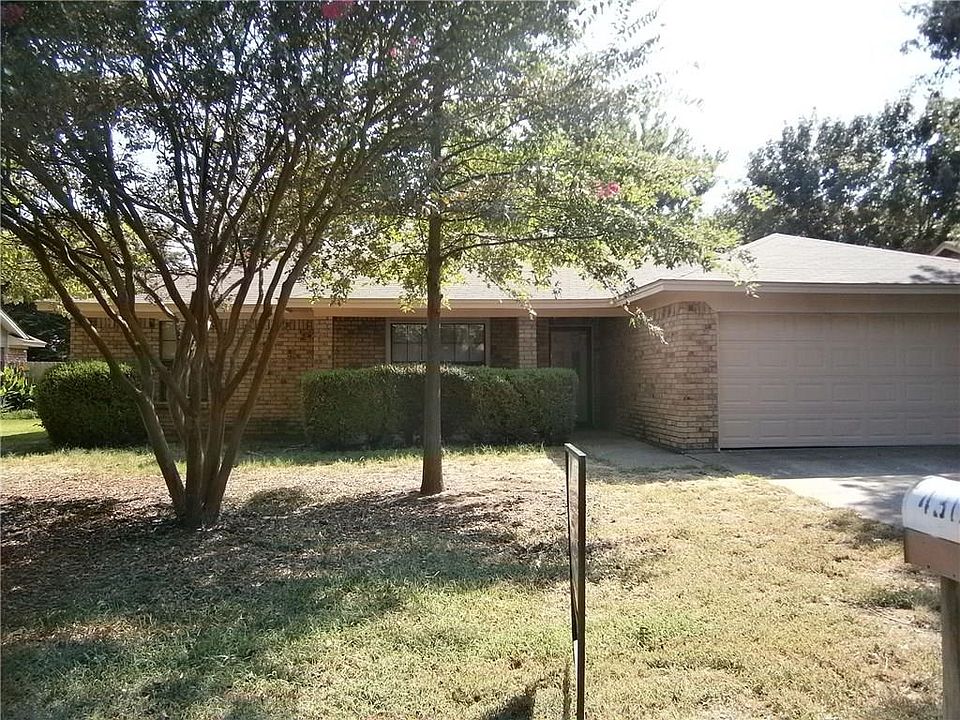 1st image of 4308 Woodhill Dr