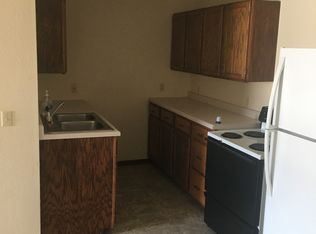 337 14th Ave SE #2, Devils Lake, ND 58301