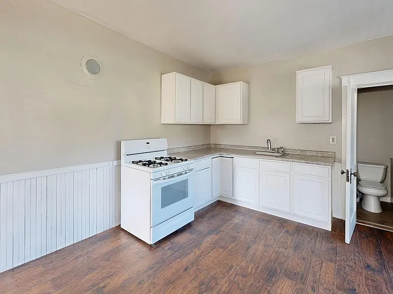 145 North St — Photo 23