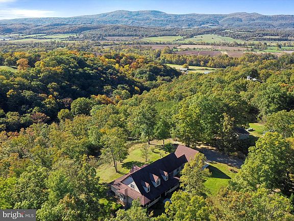 4th image of 714 Forest Glen Dr