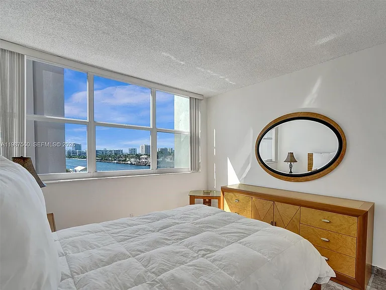 1400 S Ocean Dr #406 — Photo 25