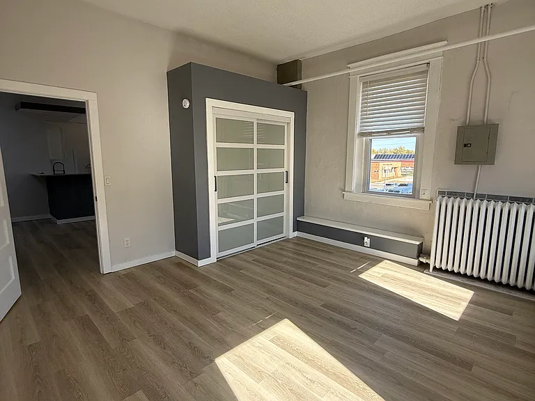 112 E Salem Ave #1 — Photo 8