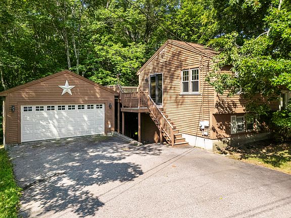 2nd image of 84 Plaza Drive