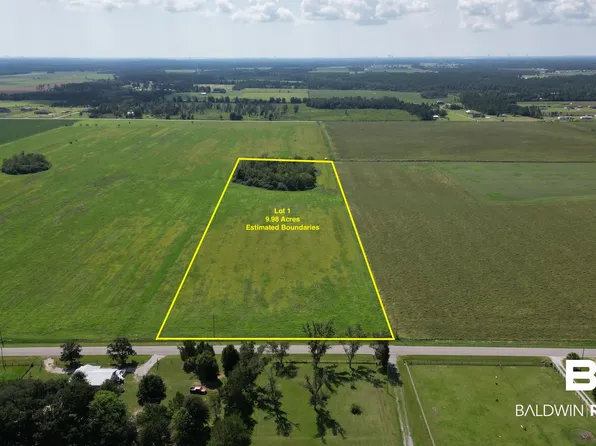1 Gardner Rd, Elberta, AL 36530