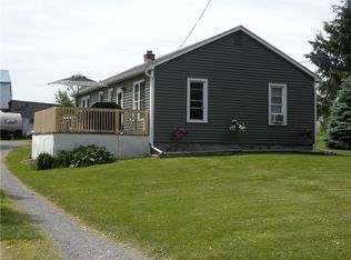 5537 N Bloomfield Rd, Canandaigua, NY 14424