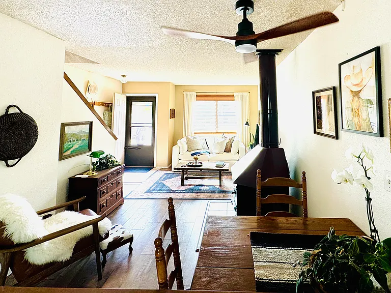 9 Granada Ct #18 — Photo 2