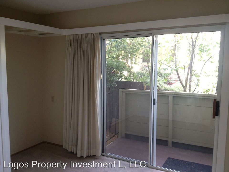 2nd image of 3520 Brook St APT 11