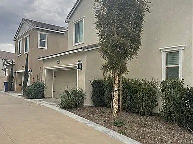 3rd image of 4842 S Monarch Pl