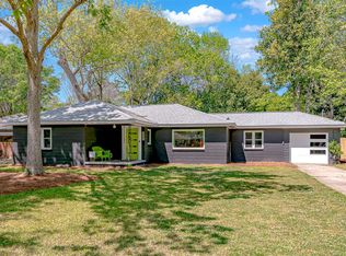 1332 S Sherwood Dr, Charleston, SC 29407