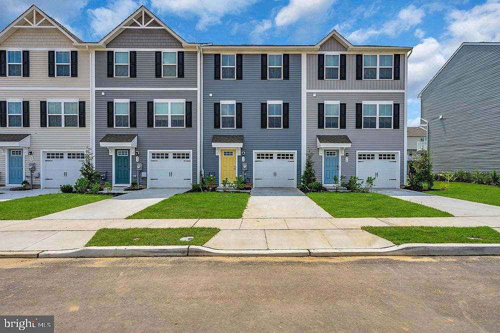 18 E Jones Ave, Edgewater Park, NJ 08010 Zillow