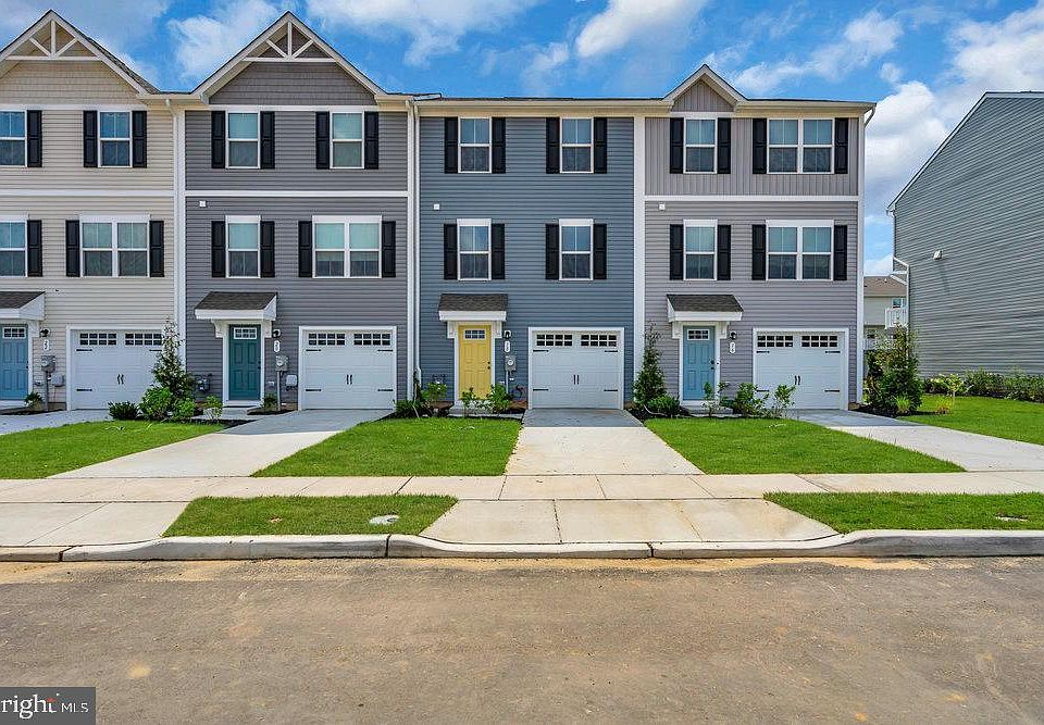 18 E Jones Ave, Edgewater Park, NJ 08010 Zillow