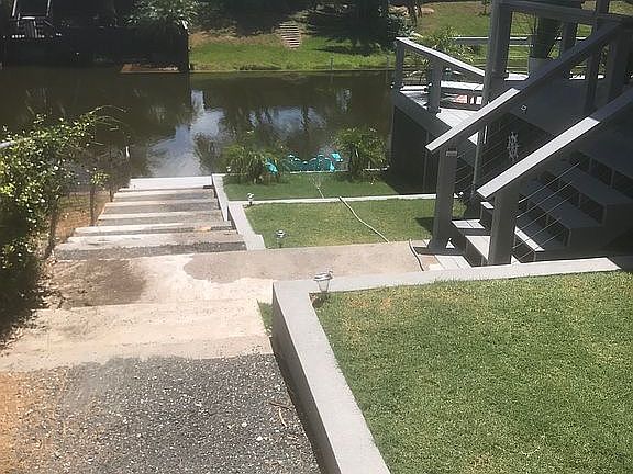 4th image of 3337 Tahiti Dr