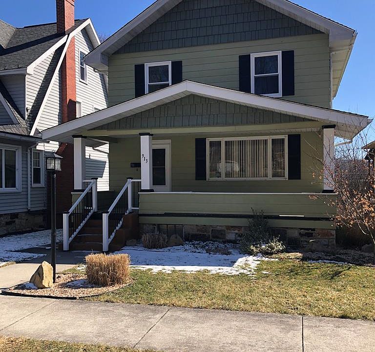 1st image of 913 28th Ave