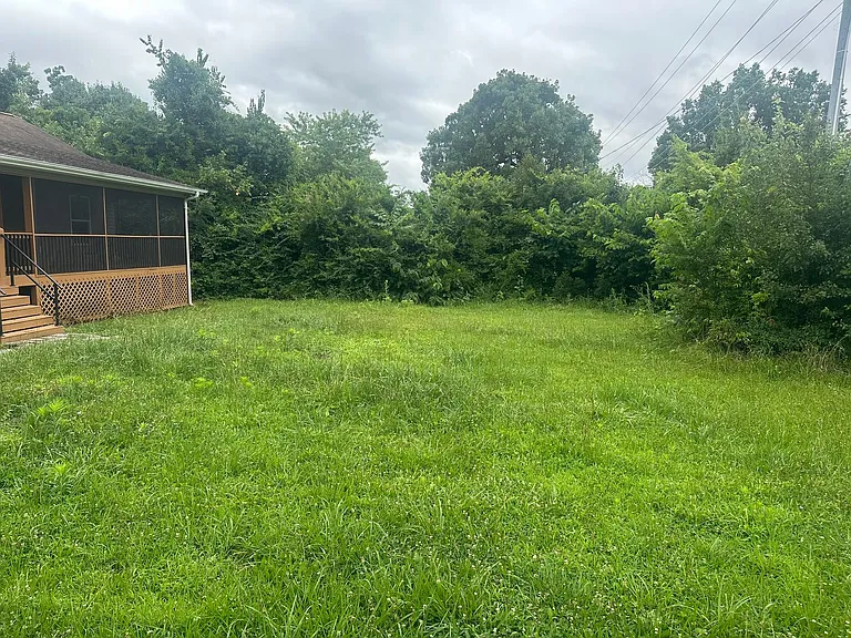 8104 Igou Gap Rd — Photo 12