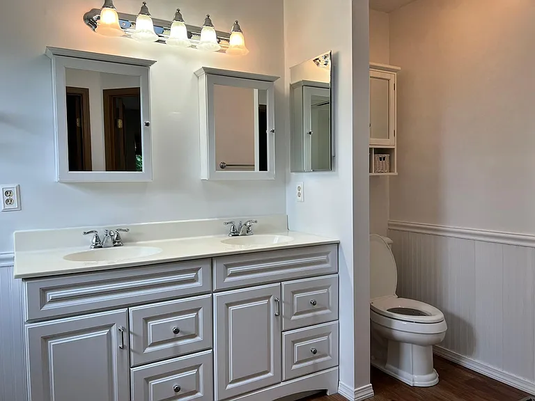 758 N Starr Dr — Photo 29
