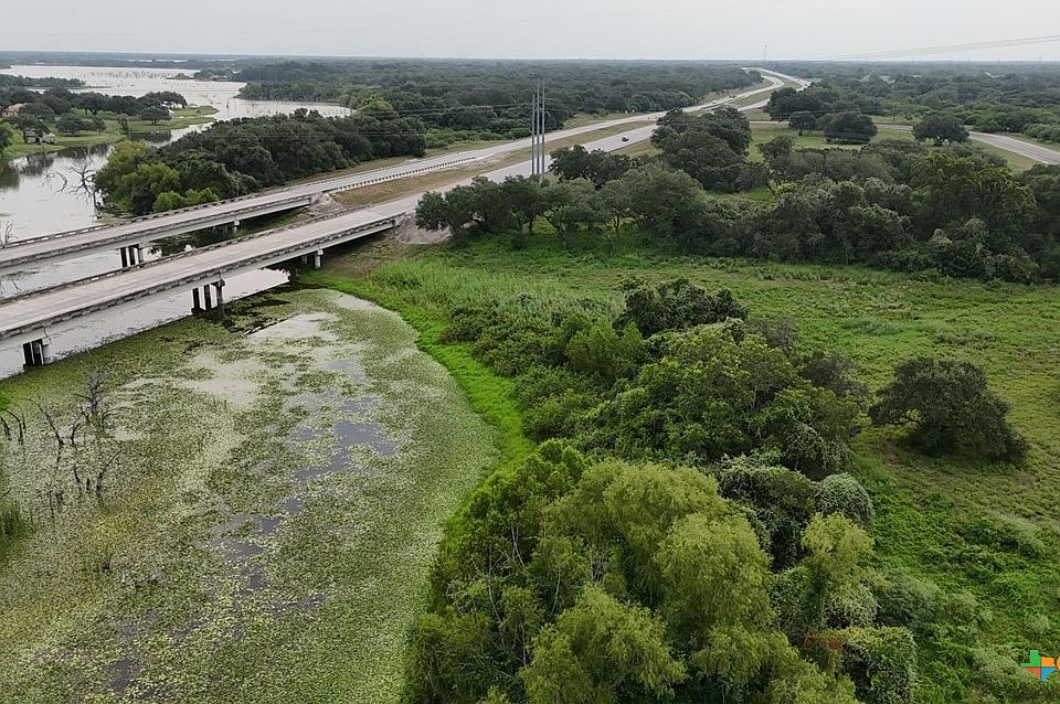 1st image of 193 N Old Highway 59