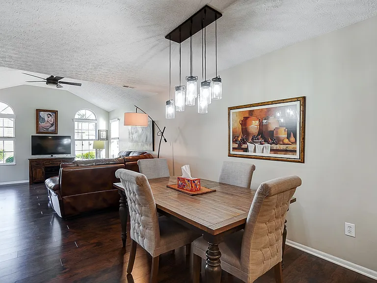 338 Bear Woods Dr — Photo 17