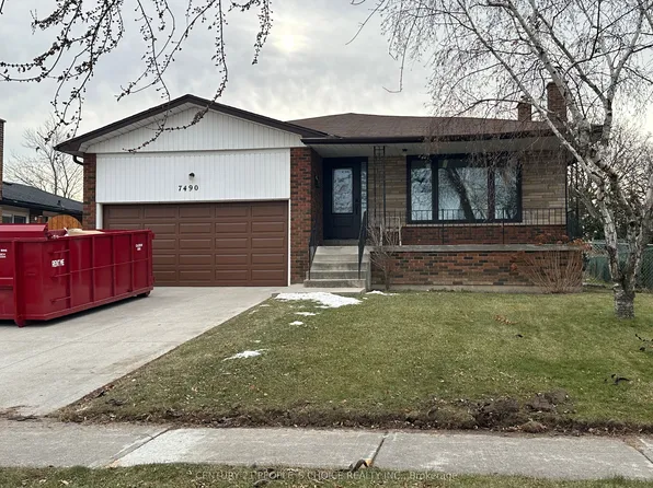 7490 Middleshire Dr Unit 2, Mississauga, ON L4T 3S2
